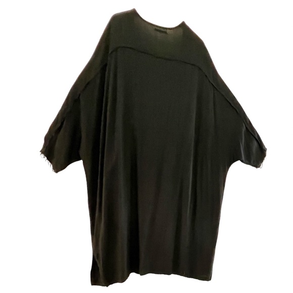 Black Crane Dome Dress in Black Oversized raw edges contrast, wool, One size - Picture 12 of 16